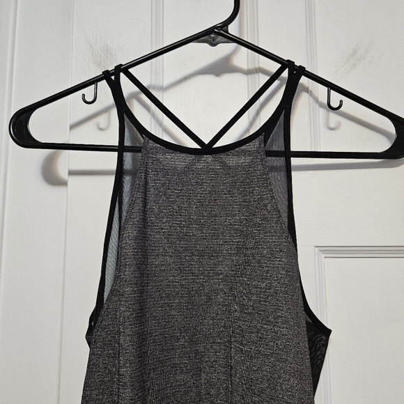 NWT Lululemon Run Off Route Tank Top - Picture 6 of 10